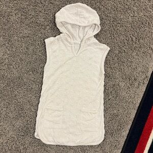 5/$25 Girls Cat & Jack White Hooded Sleeveless Terry Cover-Up